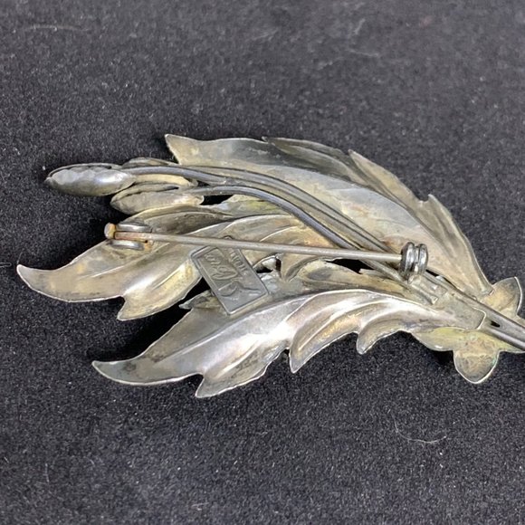 Vintage Coro Sterling Silver 3D Floral Brooch (2441) - Picture 6 of 6